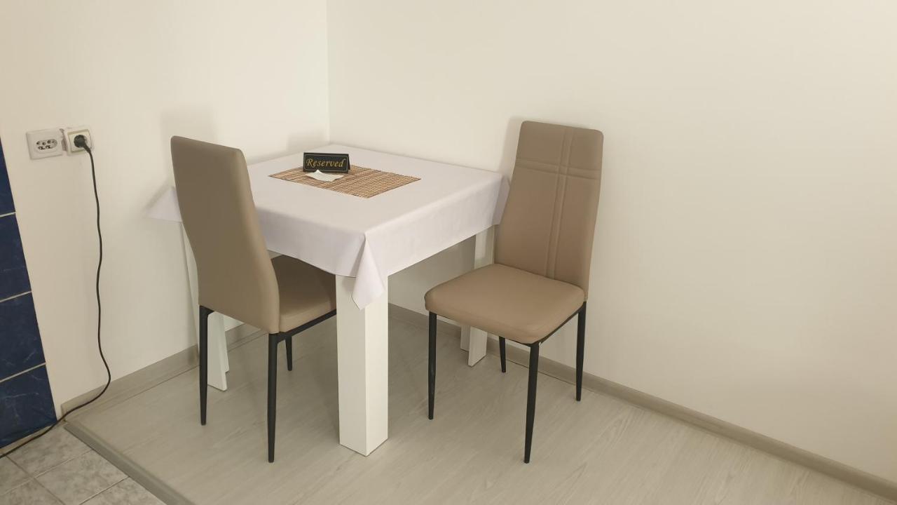 Apartman Sava Ni Buitenkant foto