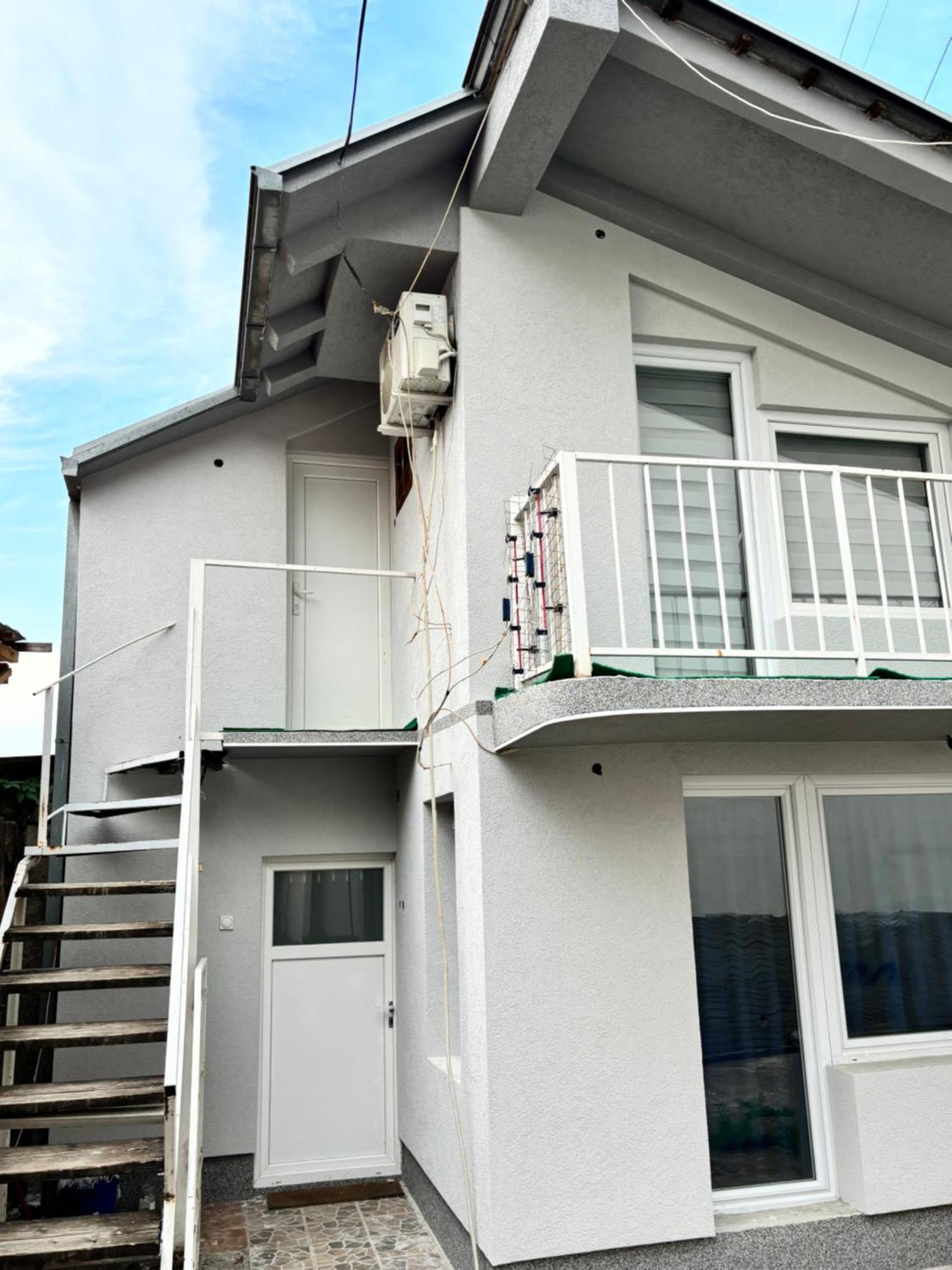 Apartman Sava Ni Buitenkant foto